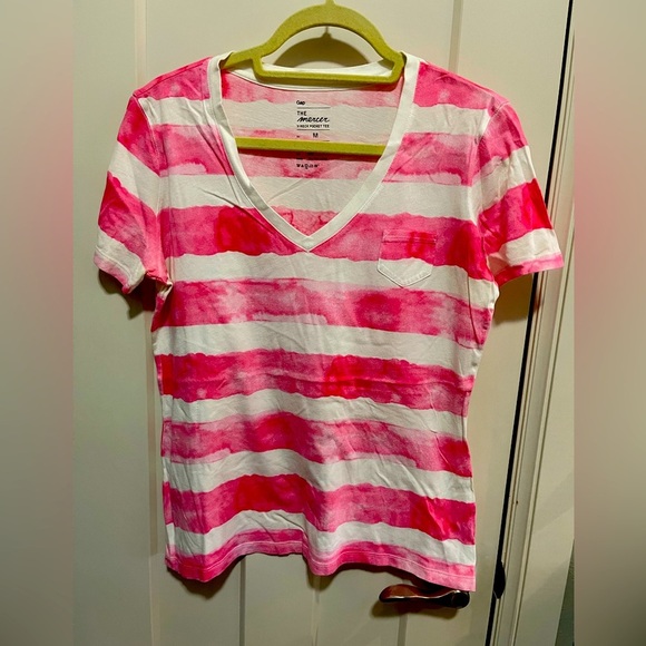 GAP Tops - Gap super soft t shirt